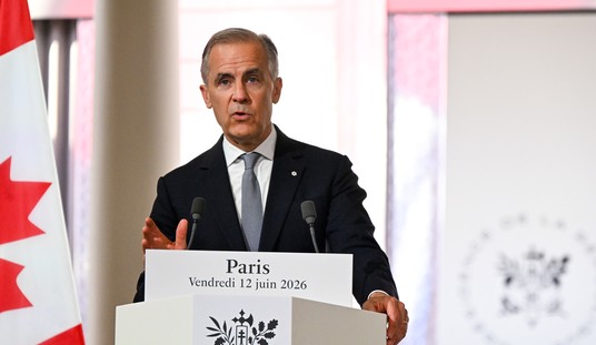 Carney Says 'America Is Changing' After Trump Orders Lake Ontario Renaming