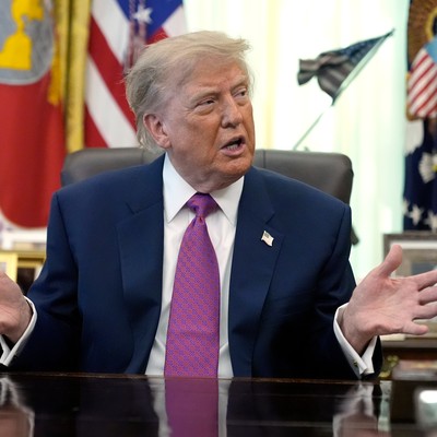 Trump Signs Order to Rename Lake Ontario to Lake America