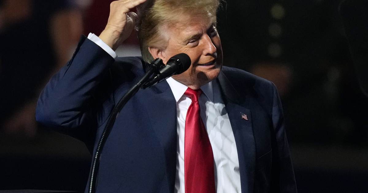 Trump: AI Doom Talk Mirrors Russia and Impeachment Hoaxes