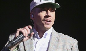Shut Up and Don’t Even Sing, Just Get Off the Damn Stage