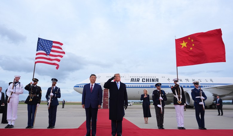 Chinese President Xi Jinping Lands in US for Rare Closely-Watched Visit