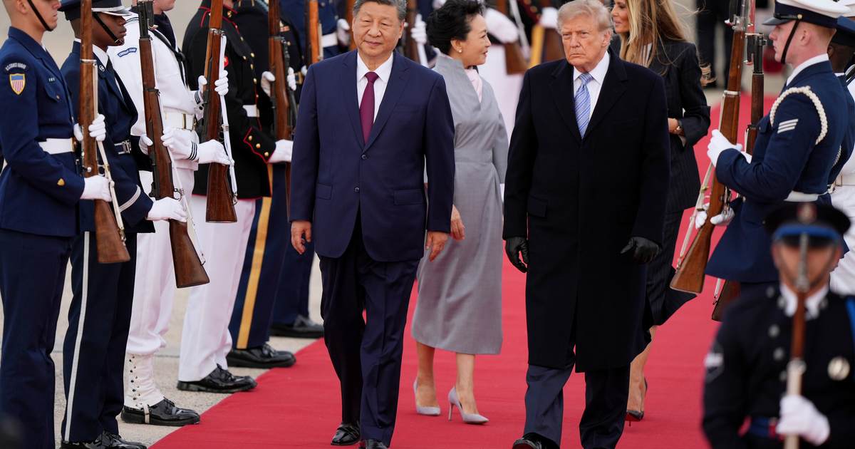 Trump Got a Good Laugh Out of China Xi Jinping When He Showed Him Biden Autopen Photo