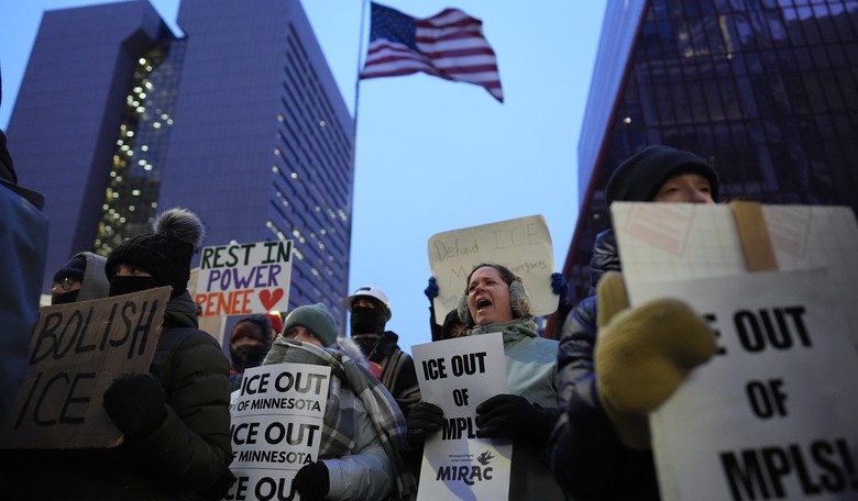 Democrats' Response to Minneapolis Chaos Could Be to Their Detriment