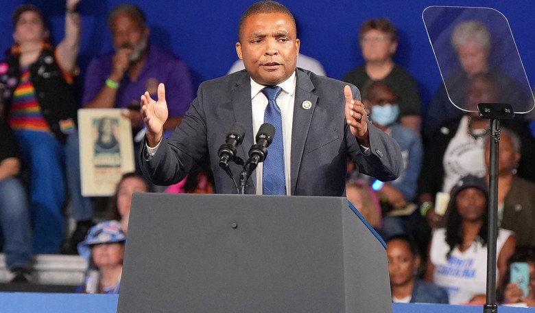 Don Davis Allies in DC Embarrassingly Misstep on Large Ad Buy and Tried to Cover It Up