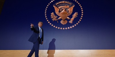 Trump Unveils DOGE‑inspired America.gov — and a New Nickname for the Fake News