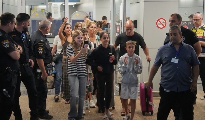 Trump Says Iran Likely Involved in FlyDubai Chaos