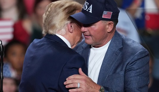 Former Baseball Player Roger Clemens Takes Stage to Intro Trump, Is 'Stunned' by What Happens Next