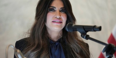 Trump and Rubio Are Reportedly Spitting Nails Over Kimberly Guilfoyle's $100K AmEx Ask
