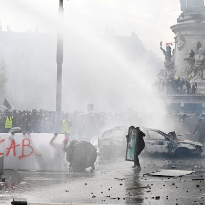 Report: Marseille Rioters Burned Jewish-Owned Shops, Left Muslim-Owned Ones Untouched