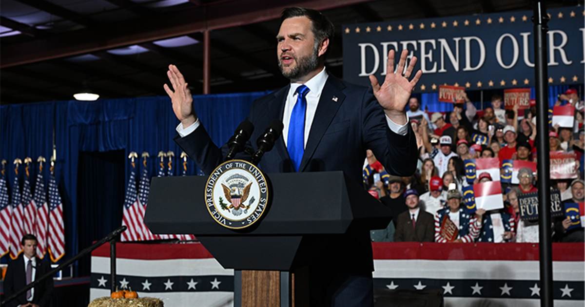 Scary Moment Brings JD Vance Rally to a Sudden Halt — Then He Does Something Remarkable