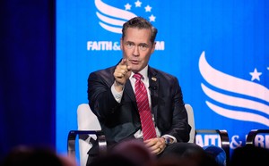 All Hell Breaks Loose at the United Nations: Waltz Spokesman Assaulted