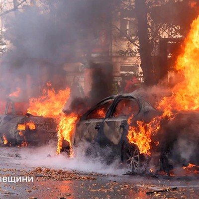 The Ukrainian Gordian Knot