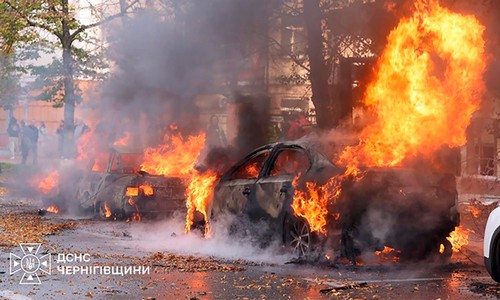 The Ukrainian Gordian Knot