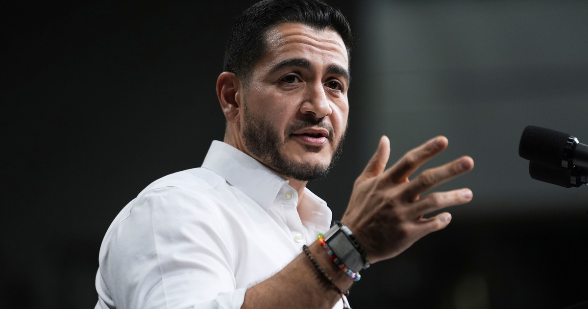 Abdul El-Sayed: Democrats Abandoning Him, Including Haley Stevens' Fiancé
