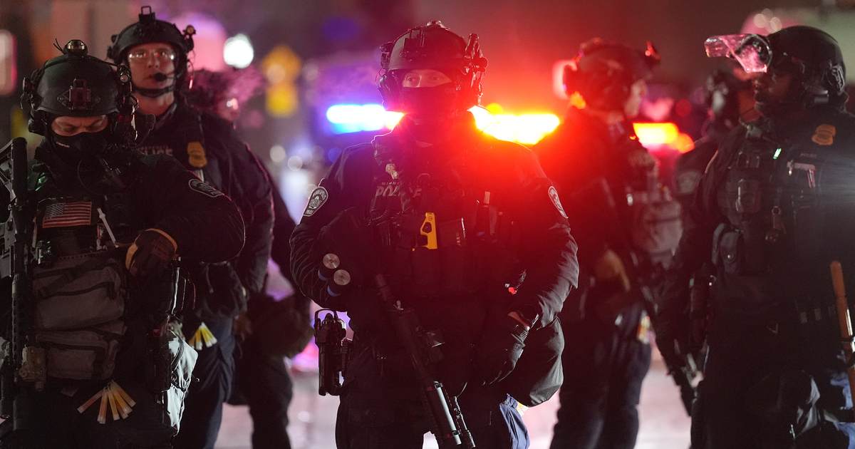 Venezuelan Man Accused of Assaulting Federal Agent, Grabbing Gun During Arrest in Michigan