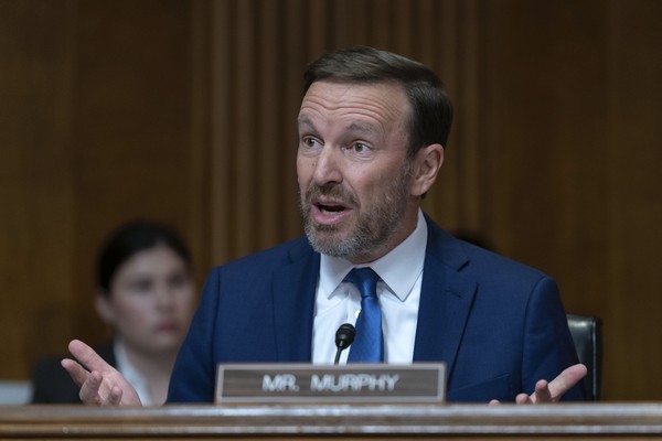 Democrats Lie and Slander U.S. to Stop Commander in Chief