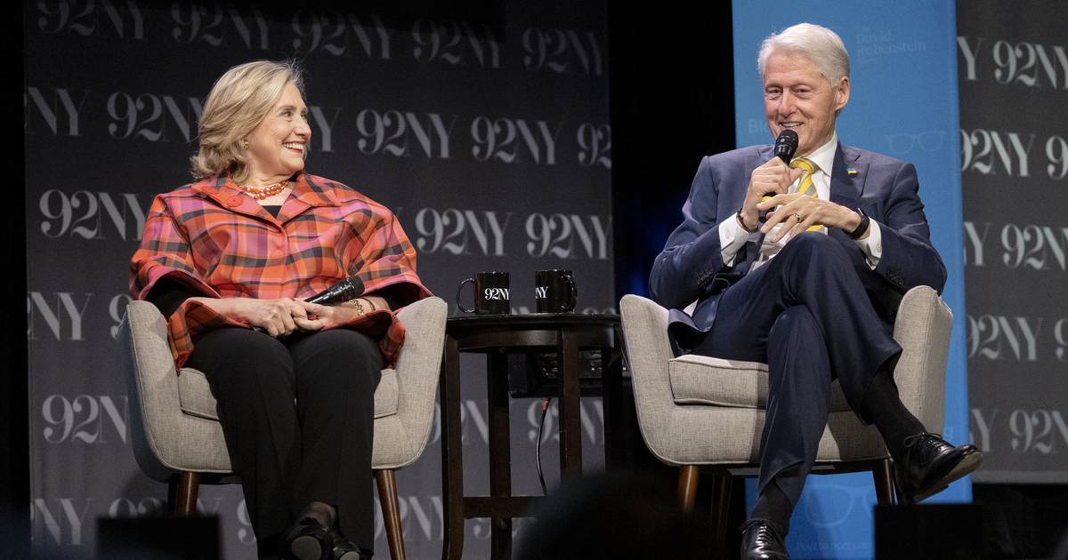 The Clintons: At It Again