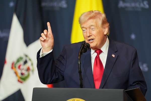 Trump Promises 'Death, Fire, and Fury' Should Iran Interfere With Oil Transportation 