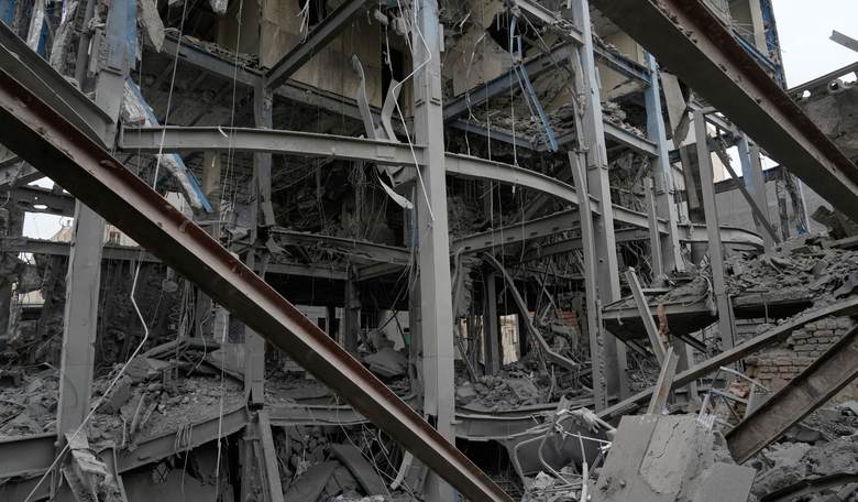 The Illusion of Control in a Time of War