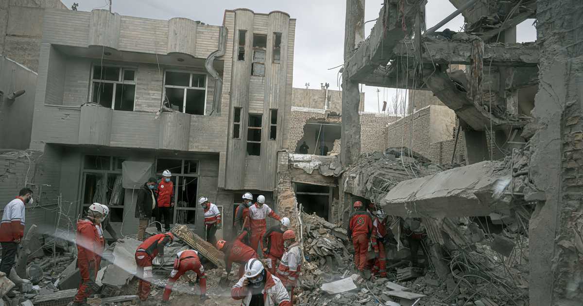 How US Special Forces Rescued the Downed American Aviator in Iran