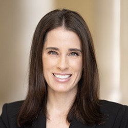 Christina Bobb