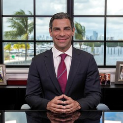 Francis Suarez