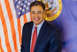 Raúl Labrador