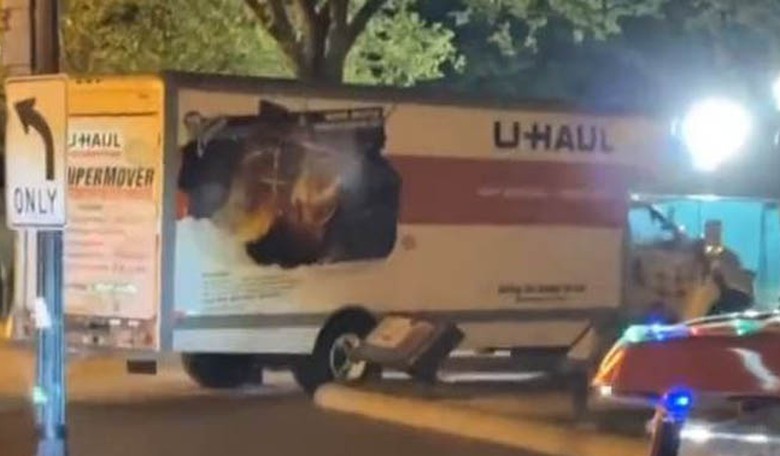19-year-old drives U-haul truck into White House barriers (plus the return of 'psyops')