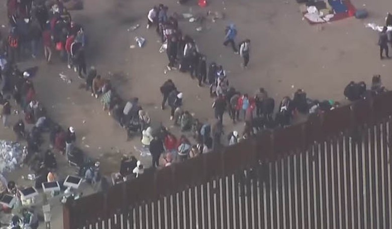 150,000 migrants expected to cross the US border as Title 42 ends, and blue city mayors prepare for more buses
