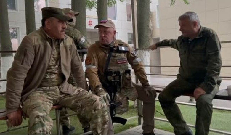 The rebellion in Russia is really happening (Update: It's over)