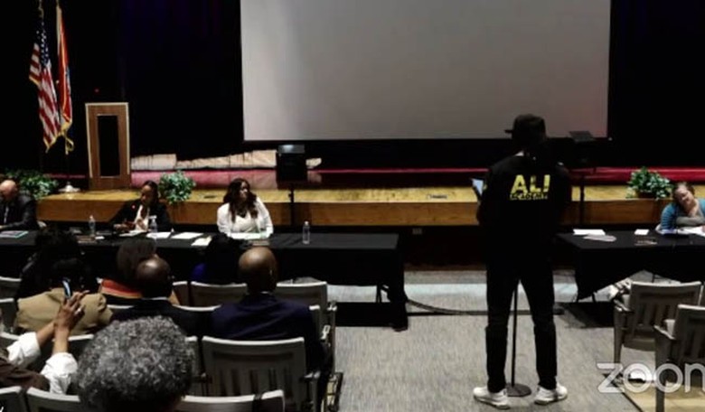 Progressive activist confronts St. Louis school board and he has a point