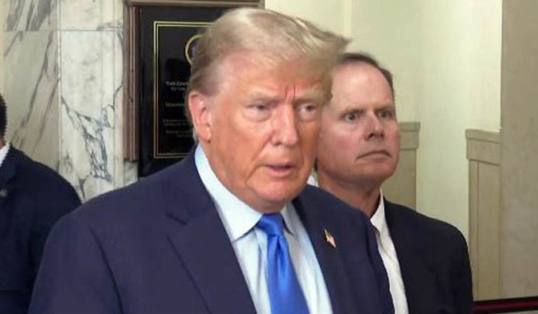 Trump goes from anger to praise for judge in his NY fraud case