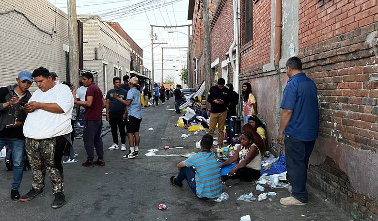 Downtown El Paso Has Become a 'Refugee Camp' Ahead of Title 42 Removal