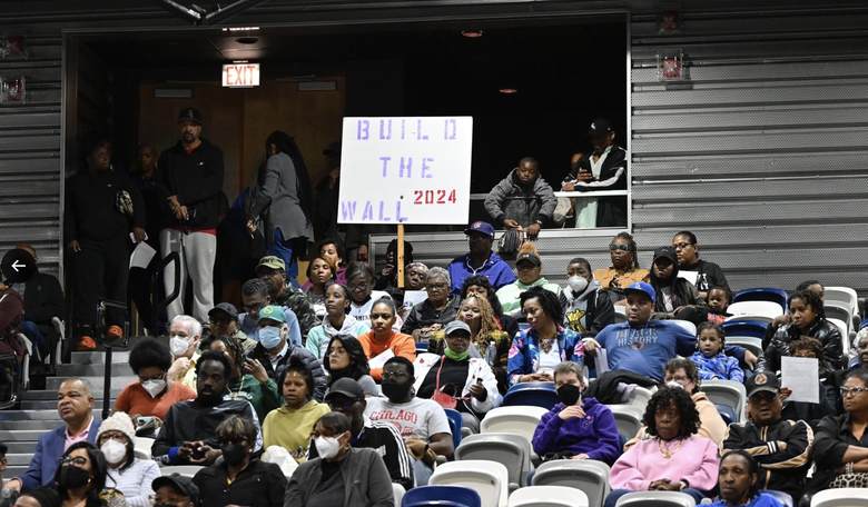 Dems in Chicago Unleash on Migrants Being Dropped Off in South Side