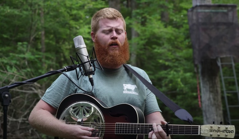Oliver Anthony's Viral Song Now Dominates Global Charts