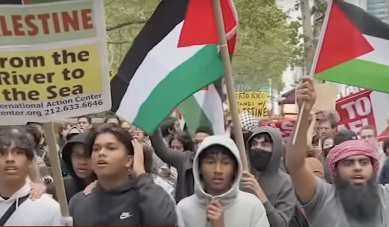 Here's How One School District Reacted to Hamas' Attack on Israel 