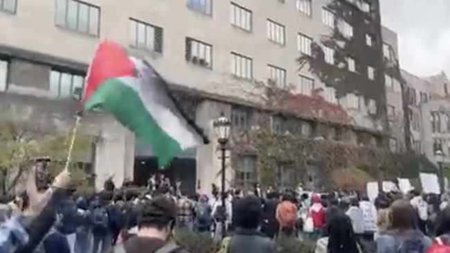 Watch: Hamas Supporters Drown Out Peaceful Pro-Israel Rally at Elite US University