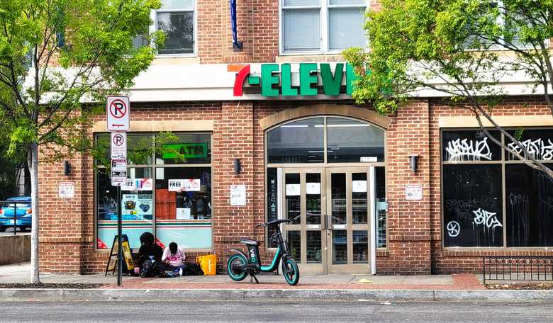 Guess Why 7-Eleven Fired This Clerk at One of Its Oklahoma Stores