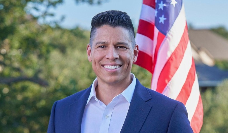 EXCLUSIVE: Bogus Smear of Trump-Endorsed Veteran's Disability Traces Back to RINO Rival's Consultant