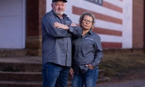 Oklahoma Judge Lets Couple Sue State for Trying to Stop Them From Selling Caskets