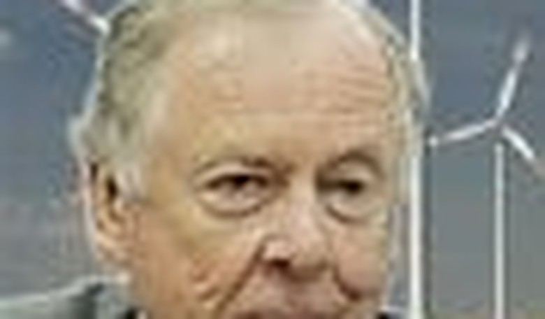 Windmill Plan Offers Slim Energy Pickens