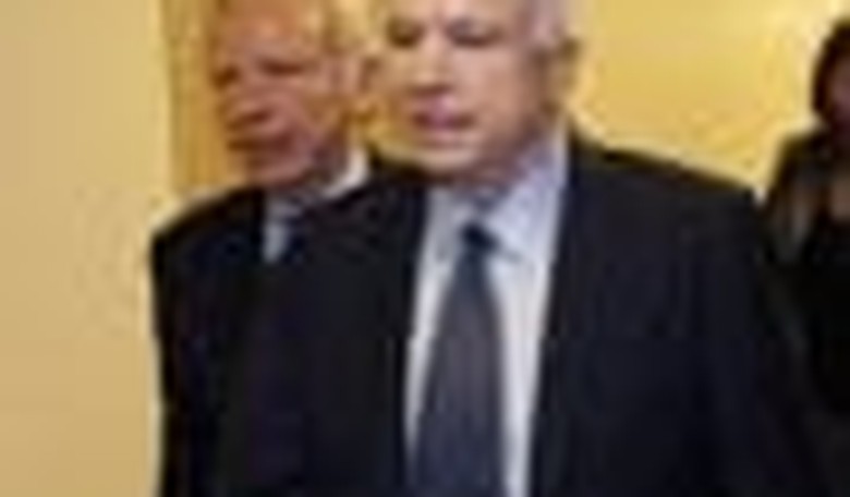 McCain Accused of Using Economic Crisis for Political Gain