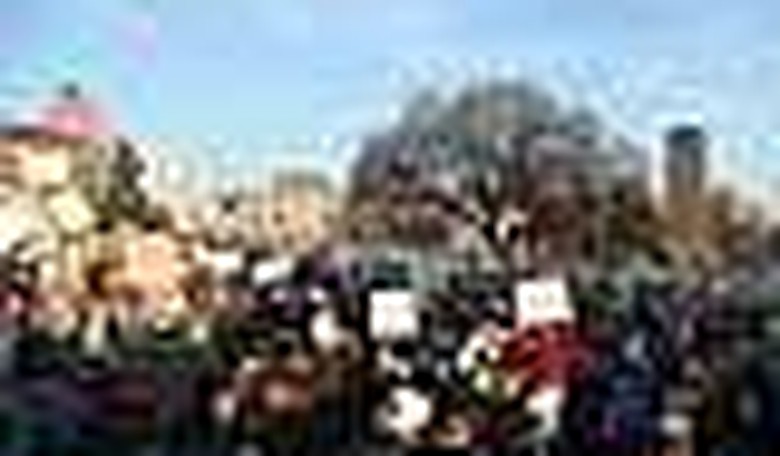 Tea Parties a Wake-Up Call for Obama and the MSM