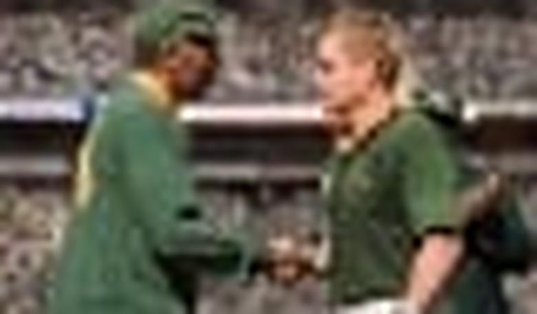 Clint Eastwood's Invictus: A Colossal Bore