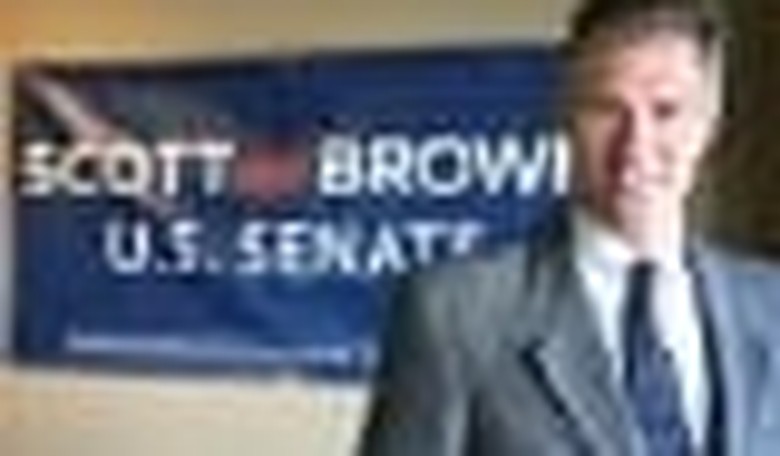 Can Scott Brown Pull It Off in Massachusetts?