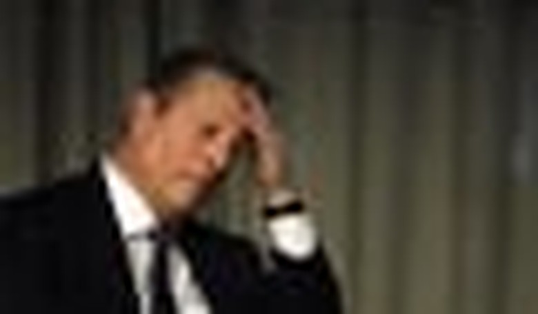 Al Gore Jumps 25 Sharks