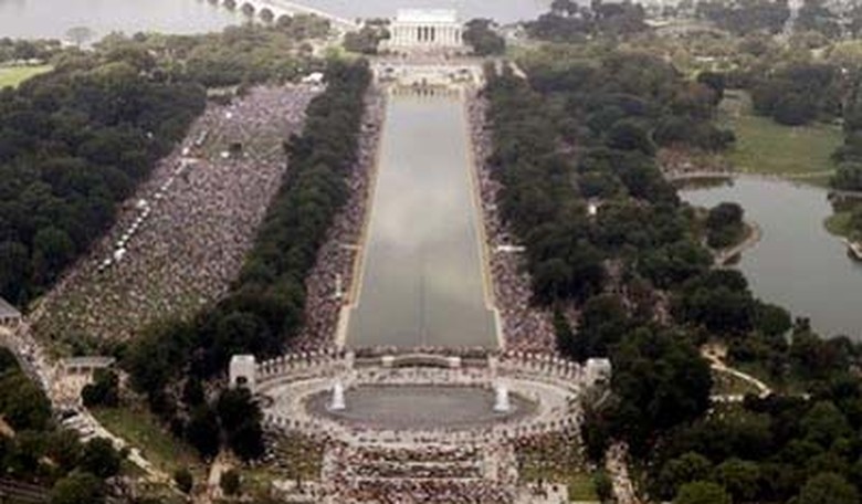 Glenn Beck Rally: How Big Was the Crowd?