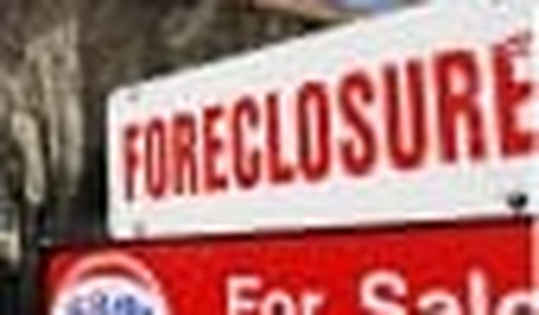 Dems Push for Rapid Action on Housing Refinance Bill in Short Session