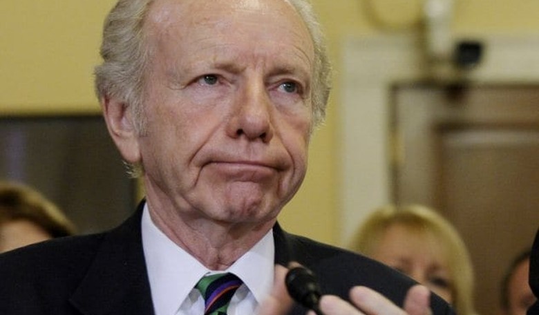 Lieberman Back on Hill to Warn of 'Rapidly Spreading' Islamist Threat