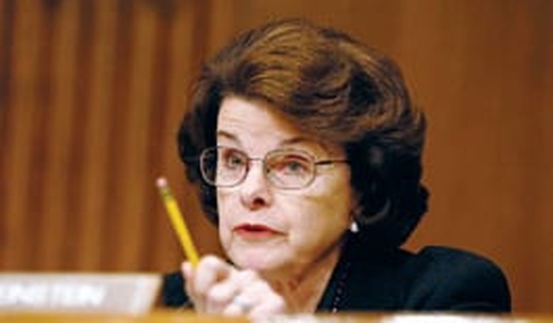Feinstein Won't Approve of Spying on Leaders Without Being 'Engaged in Hostilities' First